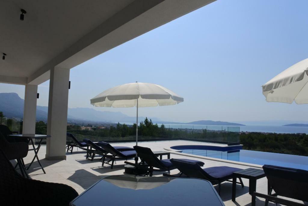 Villa Orao Kastel Novi Exterior photo